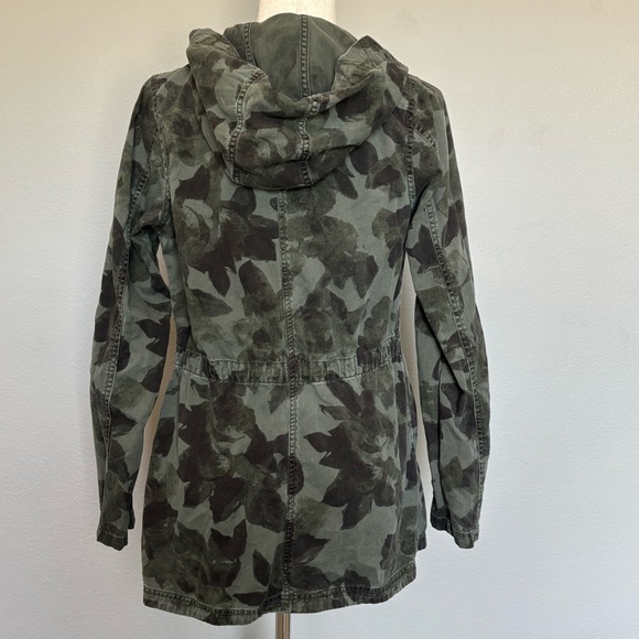 Mossimo Women’s Lightweight Utility Camo Print Jacket, EUC - Picture 5 of 12
